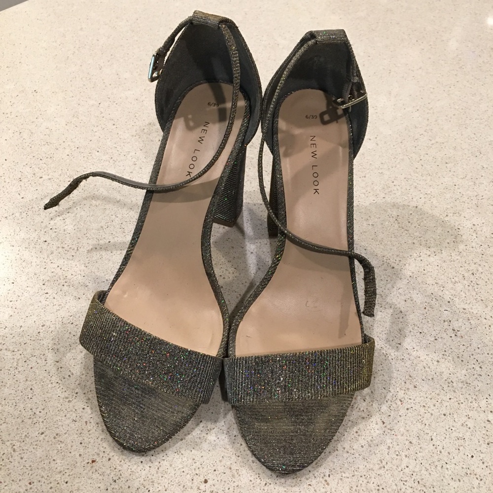 New Look shiny sandals